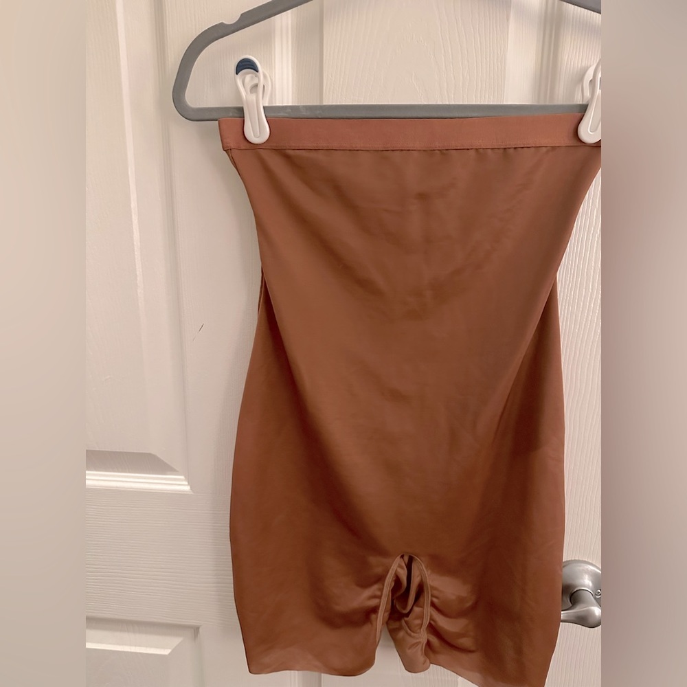 Skims Body slimmer